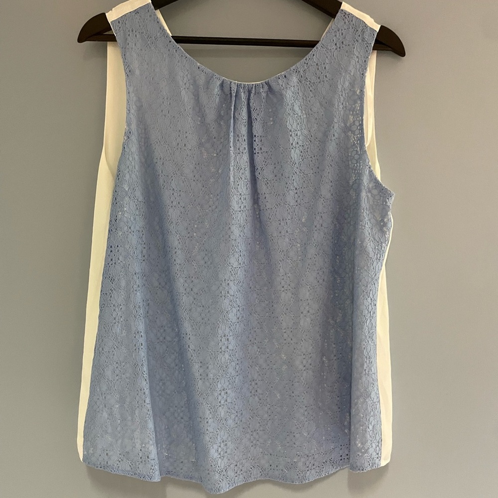 Limited Sleeveless Shirt